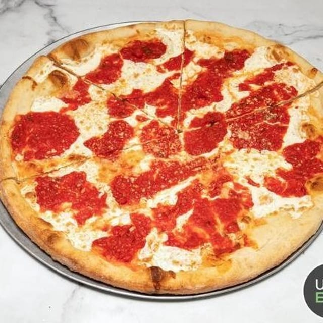 Margherita Pizza.