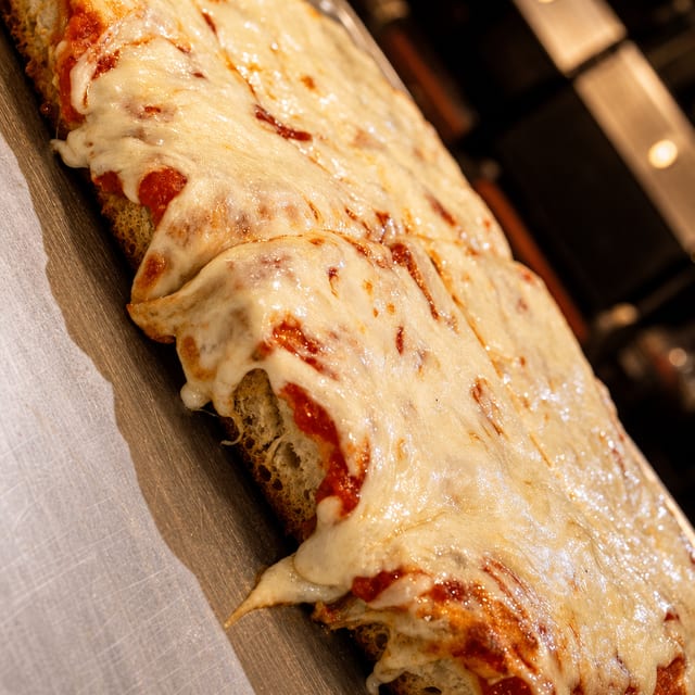Sicilian Pizza 18".