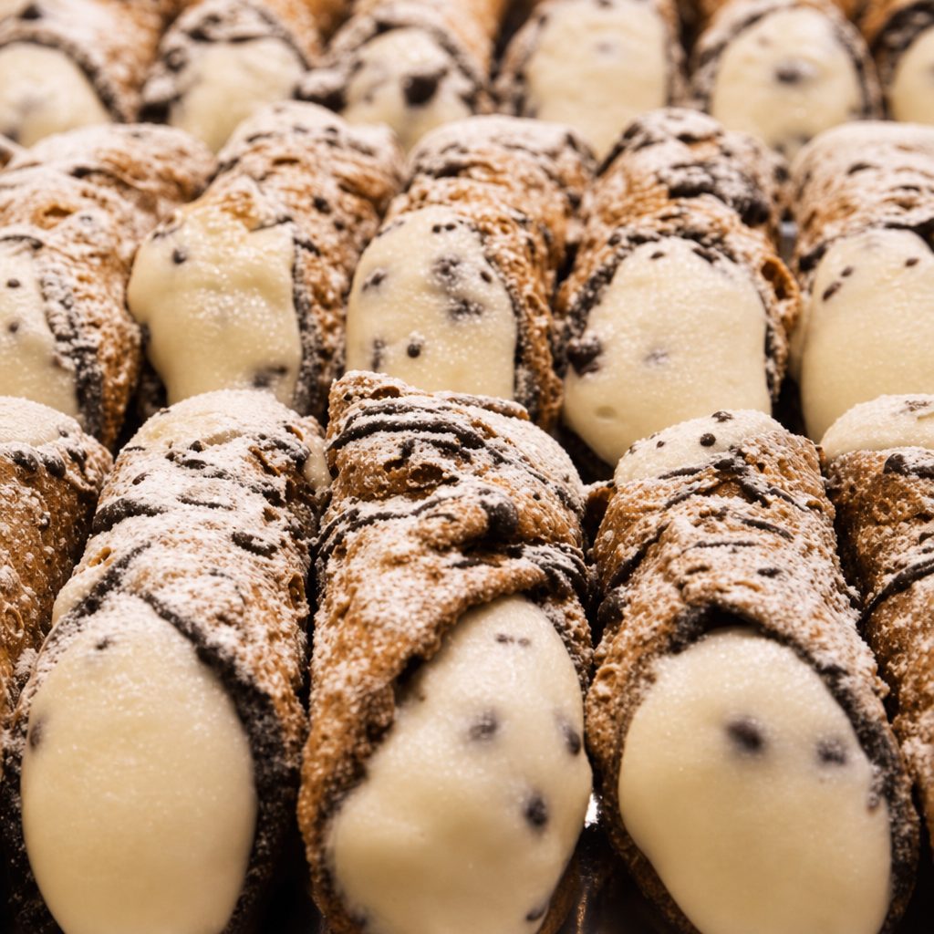 Mini Cannoli.