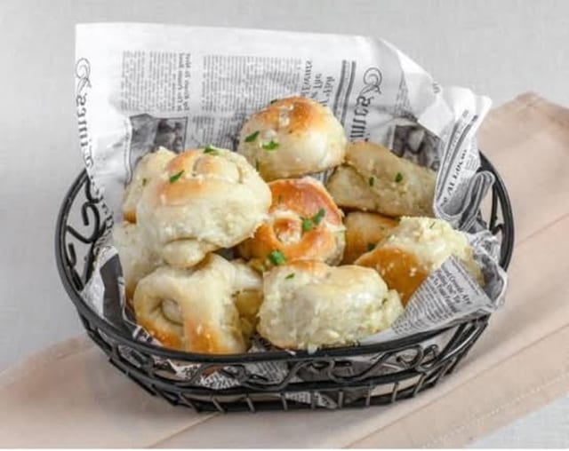 Garlic Knots Catering.