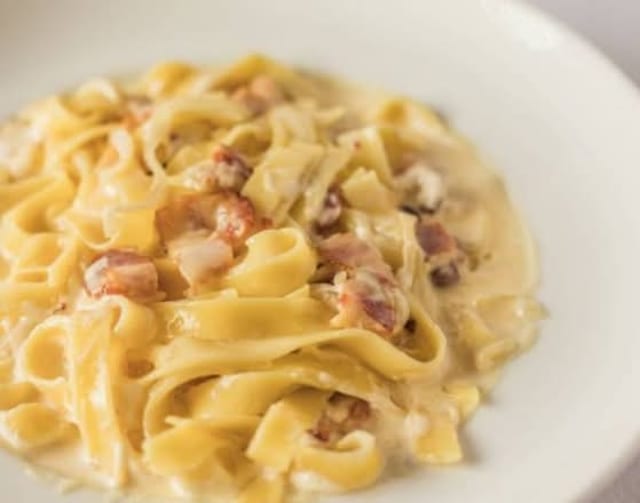 Spaghetti Carbonara Catering.
